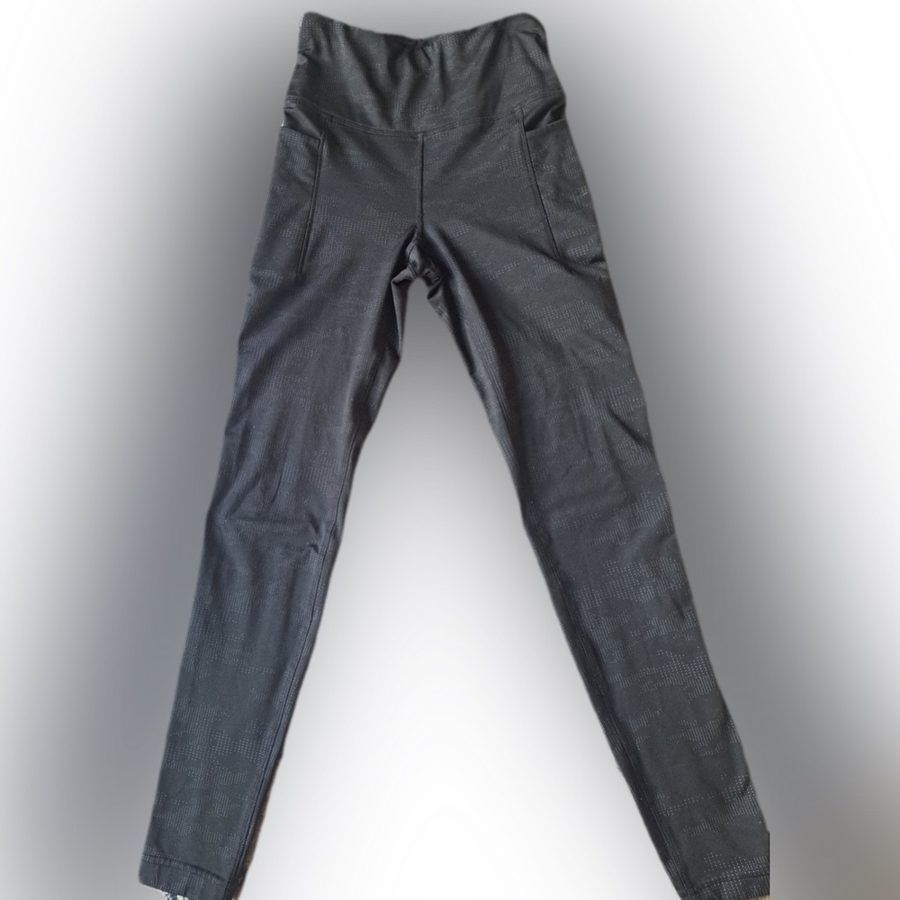 Mondetta Performance + Luxury women’s small